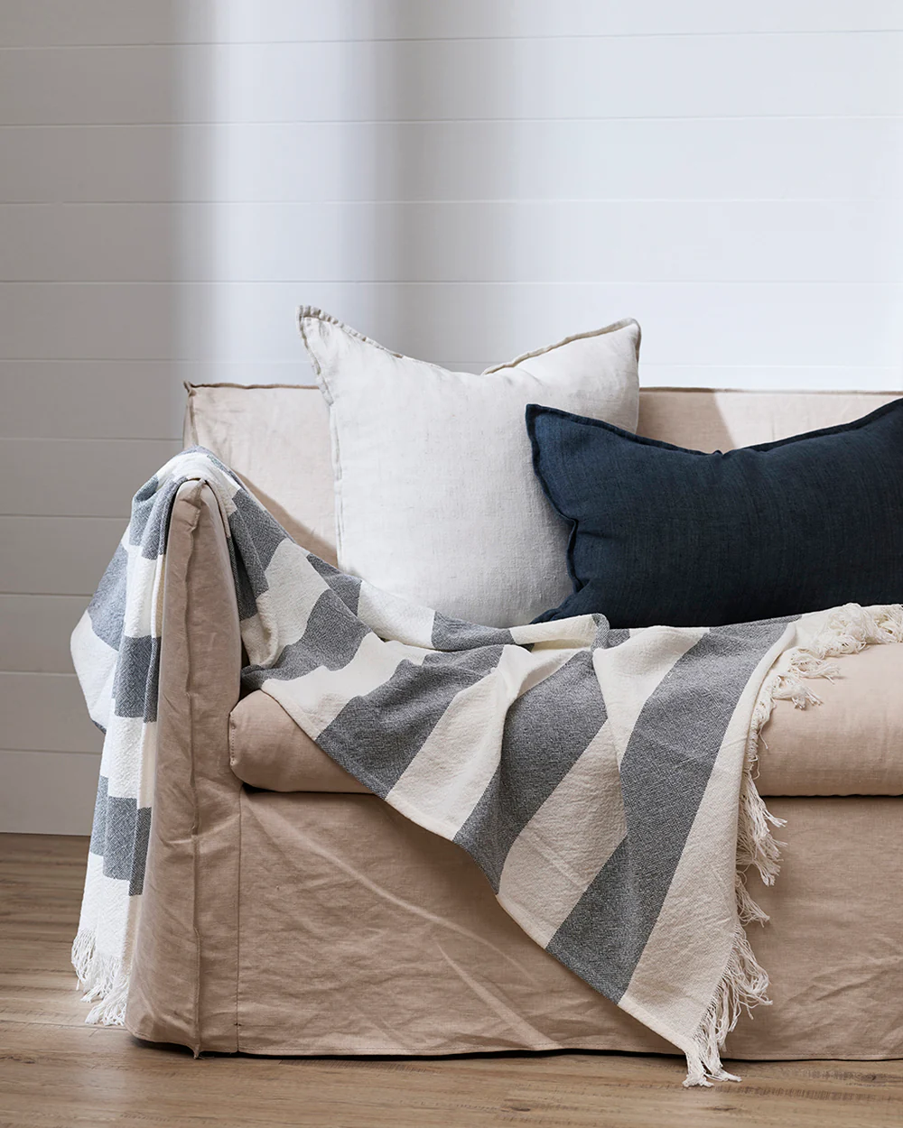 Cheltenham Storm Blue Throw - Image 6