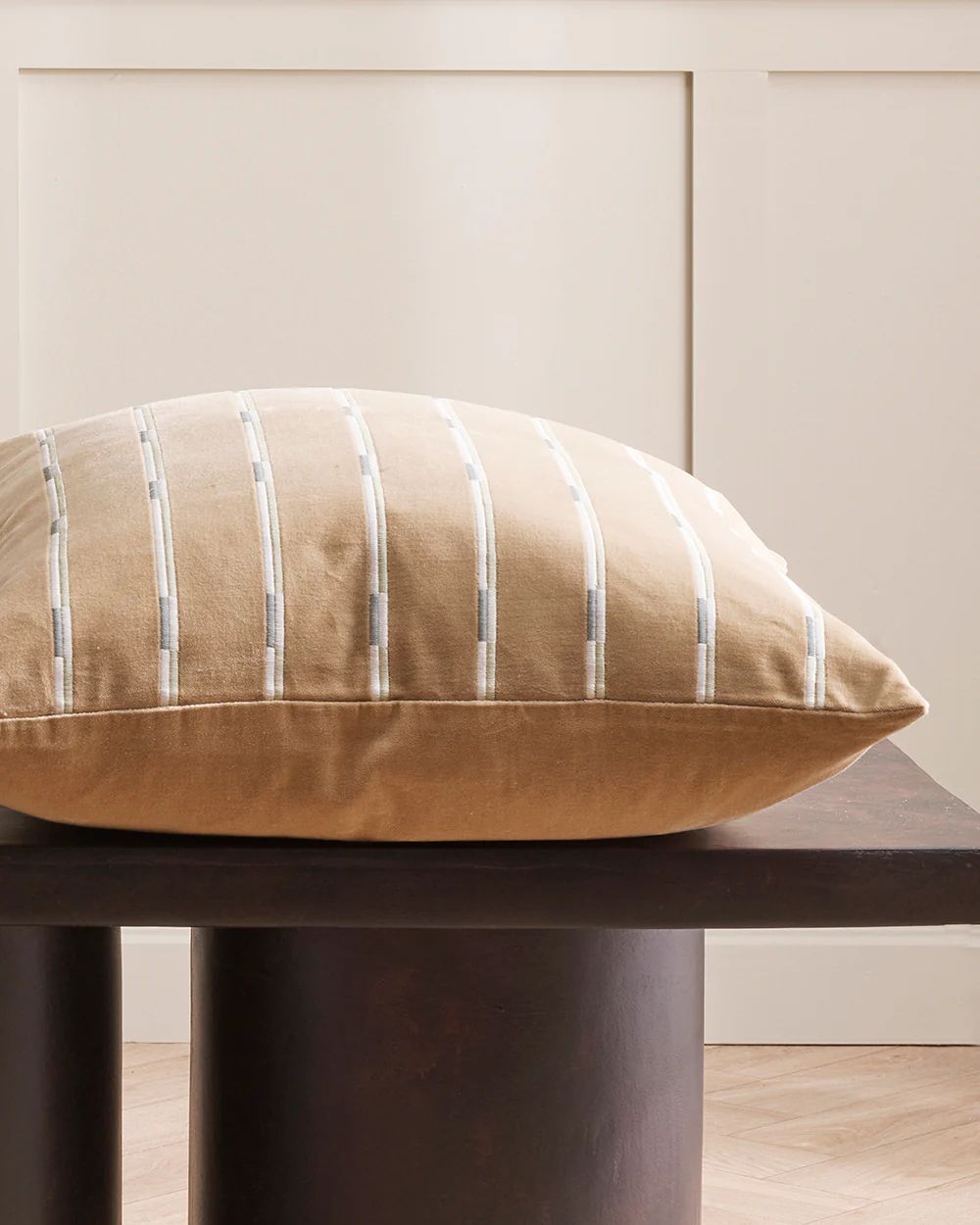 Eden Barley Cushion - Image 7