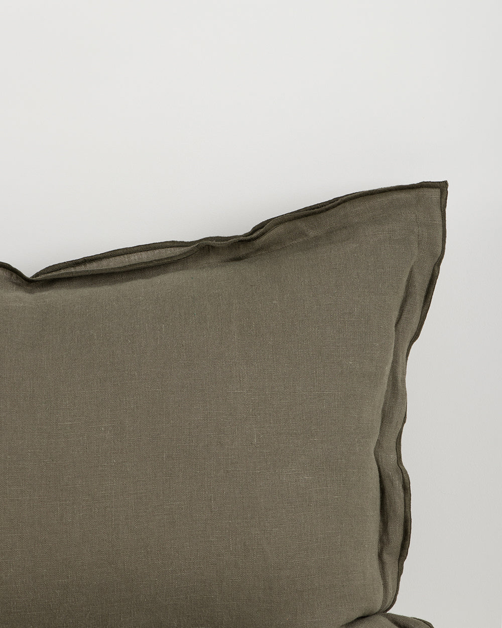 Linden Olive Lodge Cushion - Image 5