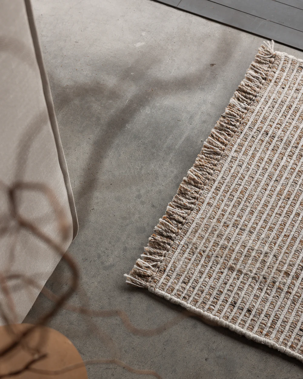 Rhodes Teak Entrance Mat - Image 3