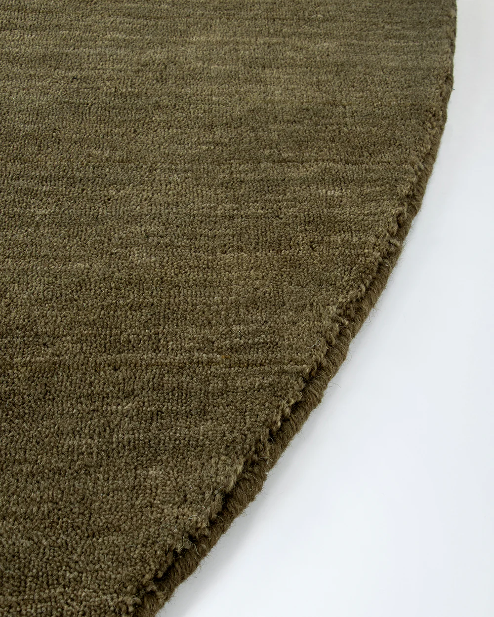 Sandringham Moss Round Floor Rug - Image 6