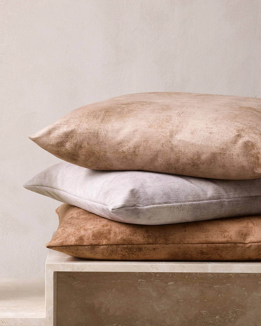 Theo Leather Large Cushion - Image 3
